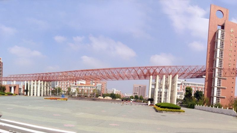 电子加工设备批发市场：揭秘选购之道**